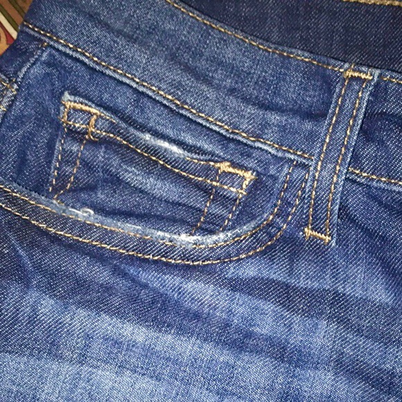 Joe’s Jeans - “Rolled Short” 👖 💙 - Picture 2 of 7
